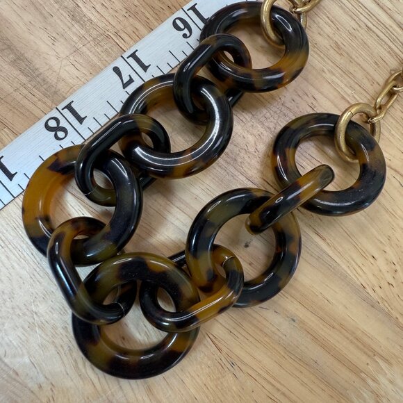 J. Crew Tortoise Acrylic Circular Link Necklace With Gold-Tone Hardware - Picture 5 of 6